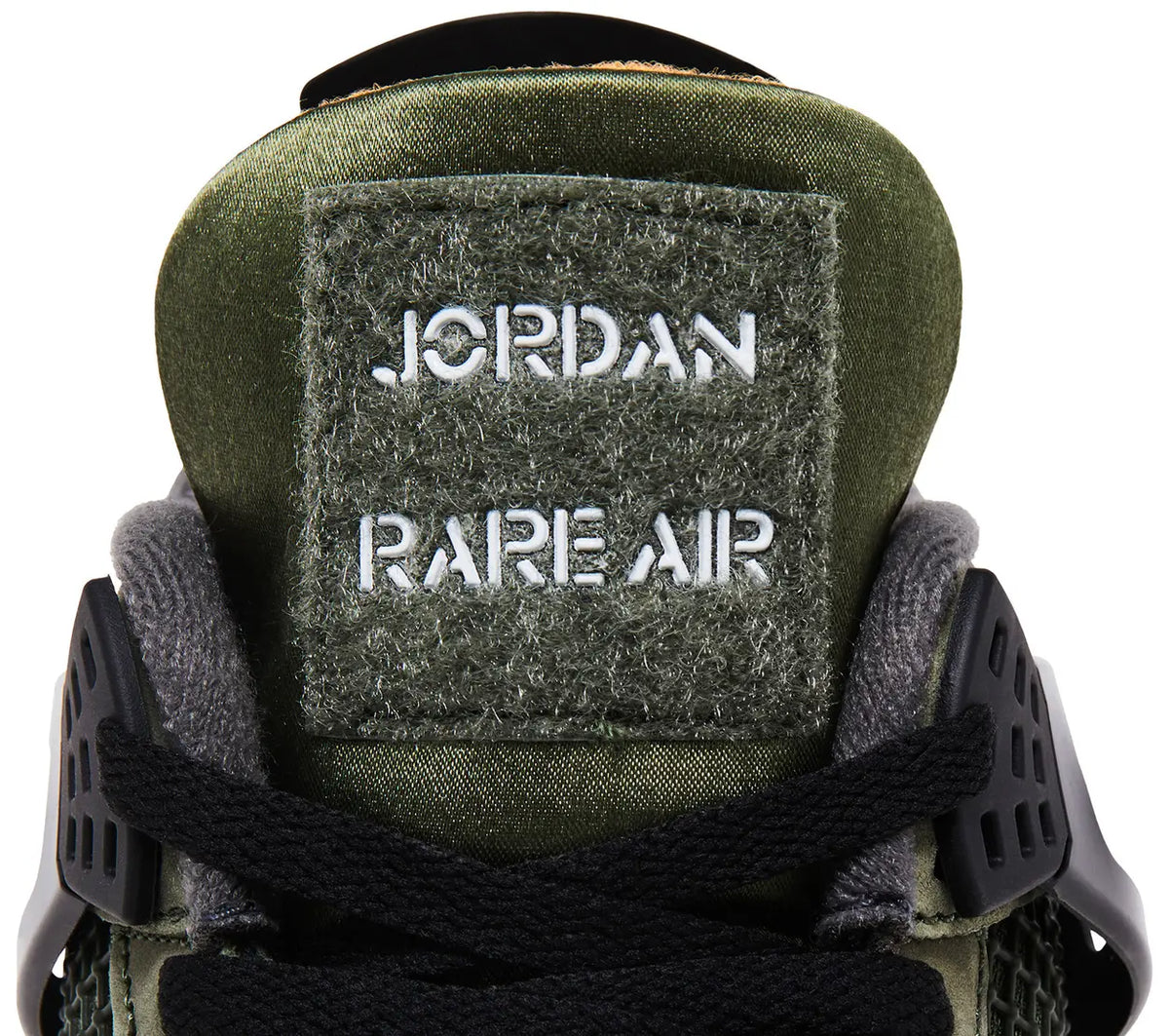 Jordan 4 Retro OG SP Undefeated (2025) - New