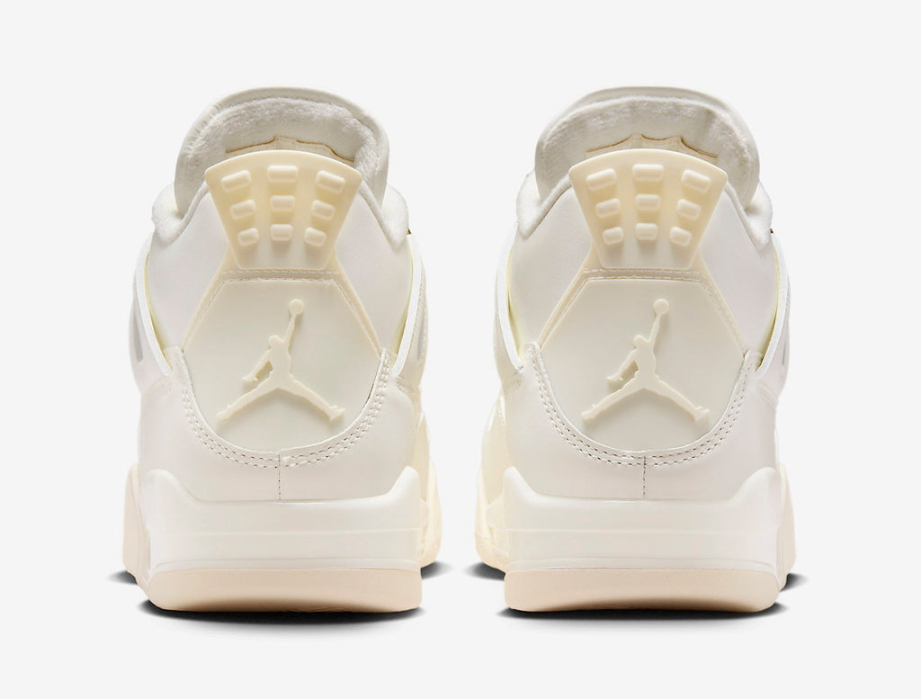 Jordan 4 Retro Metallic Gold (Women’s) - New