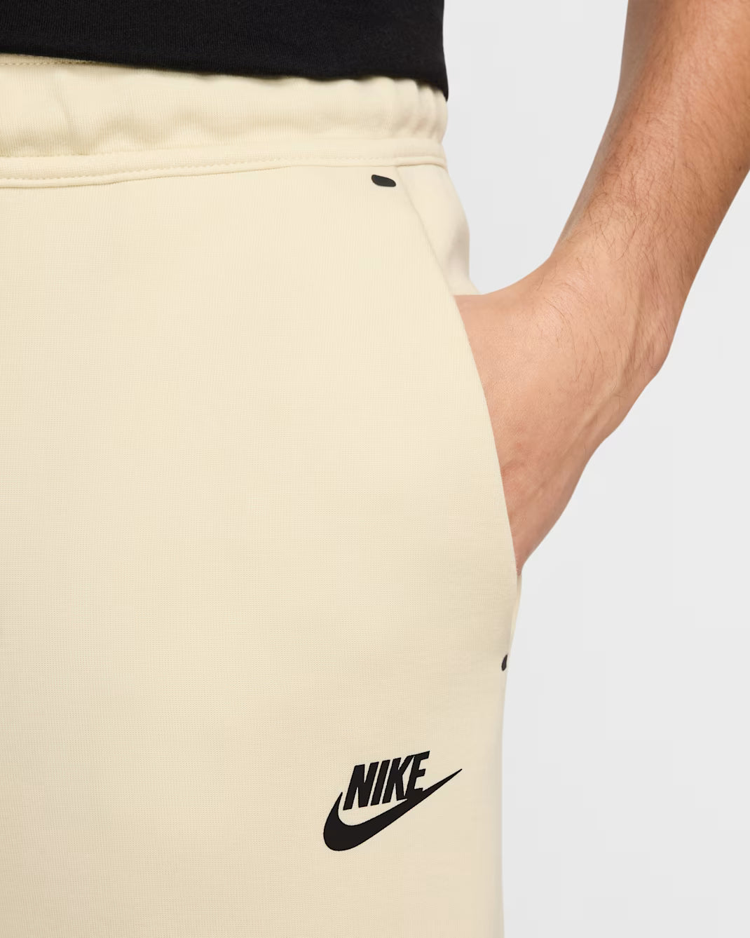 Nike Tech Fleece Joggers Light Khaki/Black - New