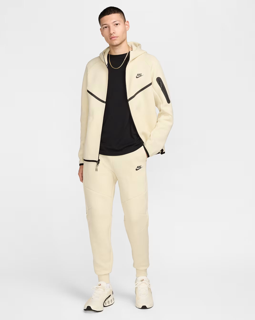 Nike Tech Fleece Joggers Light Khaki/Black - New